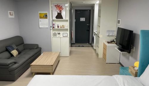 One-Bedroom Apartment with Sea View and Terrace