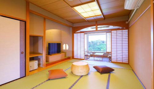 Standard Japanese-Style-Room 65 sqm - Indoor Bath - Non-Smoking