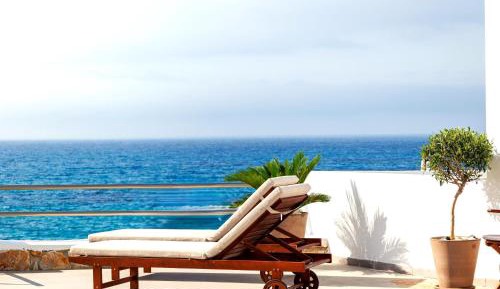 Double Room with Balcony and Sea View