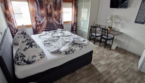 Comfort Double Room with Private Bathroom