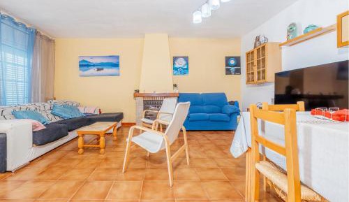 Four-Bedroom Holiday Home