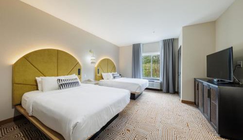 Standard Double Queen