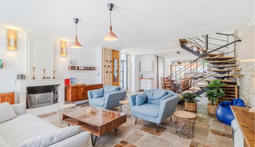 Three-Bedroom Holiday Home 
