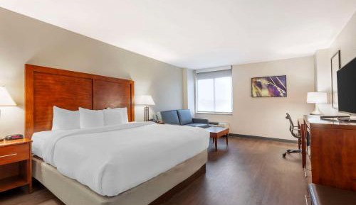 King Room - Non-Smoking