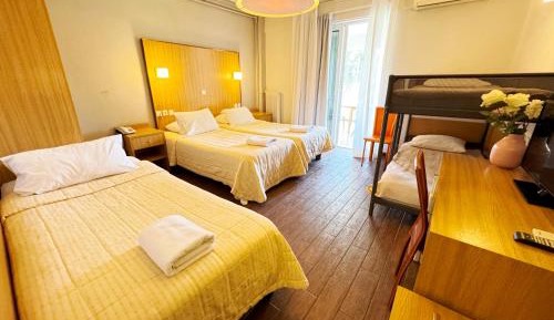 Apartment with Garden View