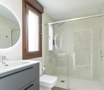 One-Bedroom Apartment with Garden