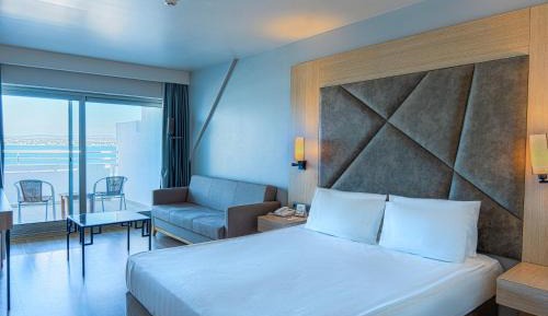 Deluxe Double Room with Sea View