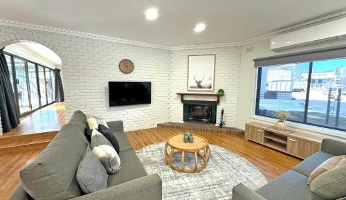 Holiday House (4BR)