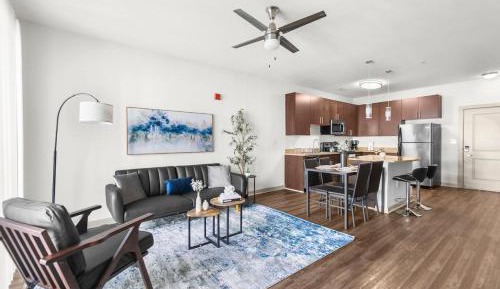 Apartment with City View