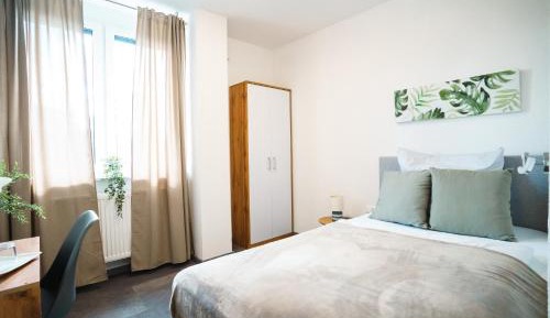 Single Room with Private Bathroom