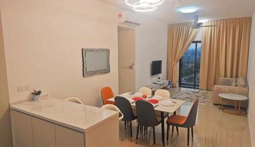 Three-Bedroom Deluxe Apartment