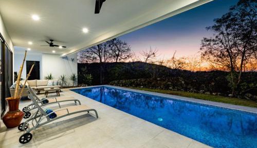 Three-Bedroom Holiday Home 