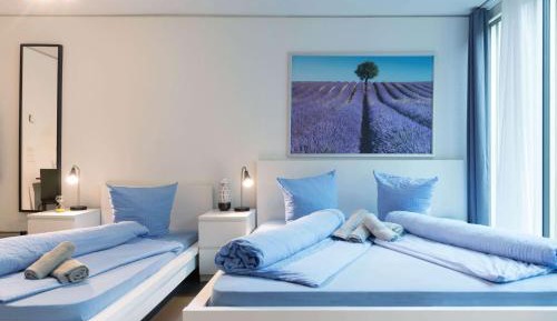 Studio with balcony H