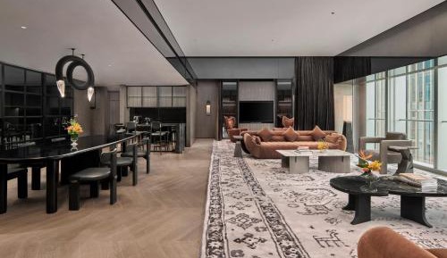 Lujiazui Suite