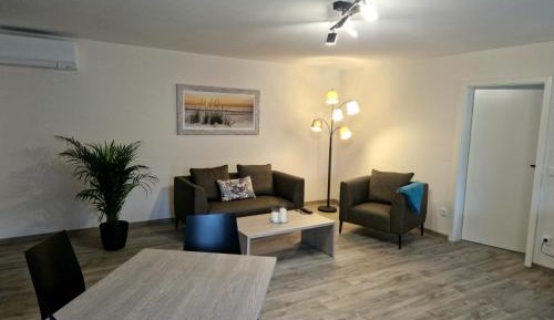 Deluxe Double Room with Shower