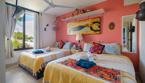 Quadruple Room with Private Bathroom