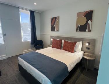 Queen Room
