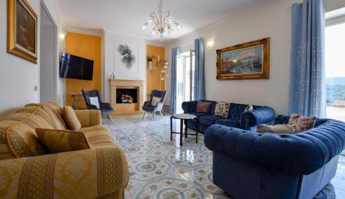 Four-Bedroom Holiday Home