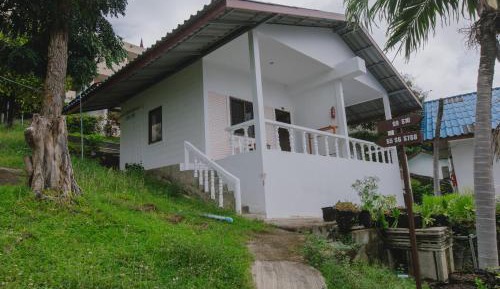 2 Connecting Bungalows