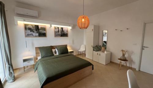 Large Double Room