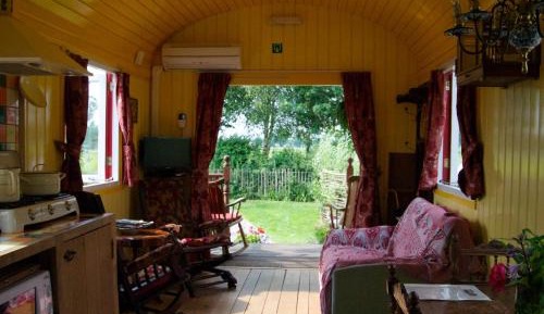 One-Bedroom House