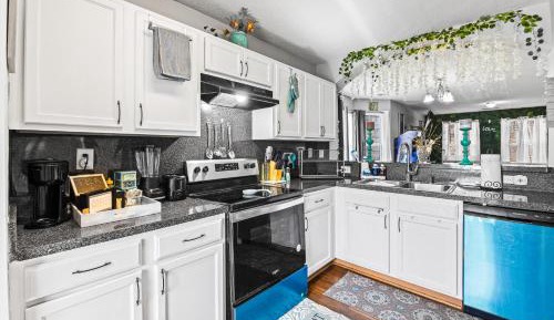 Twin Room with Extra Bed