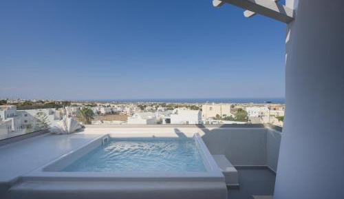 Coral Villa with Sea View & Private Hot Tub