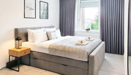 Deluxe One-Bedroom Apartment
