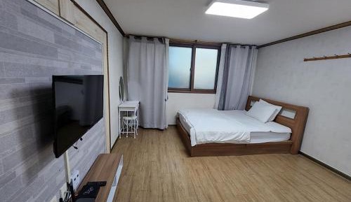 Quadruple Room 6