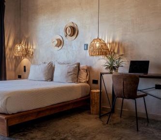 Deluxe Double Room with Balcony and Sea View