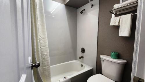 Double Room - Non-Smoking 