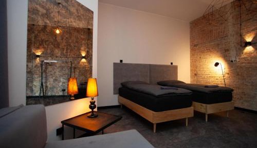 Triple Room with Private Bathroom