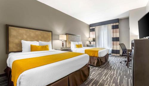 Queen Suite with Two Queen Beds - Disability Access
