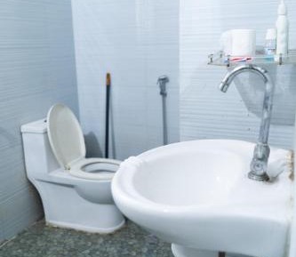 Deluxe Double Room (2 Adults + 1 Child)