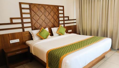 King Room with Balcony