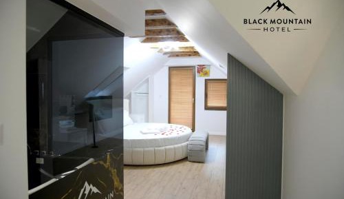 Suite with City View