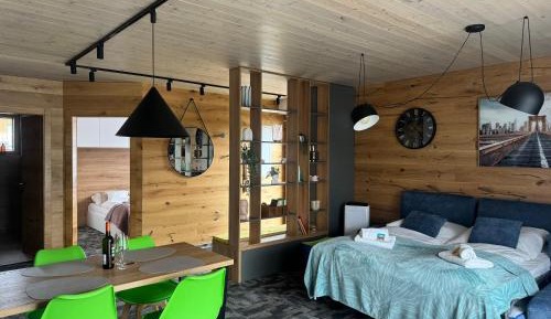 One-Bedroom Apartment with Terrace