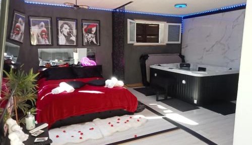 Deluxe Villa