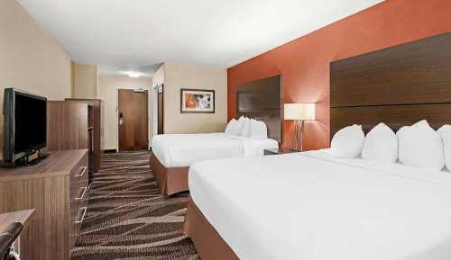 Queen Room with Two Queen Beds
