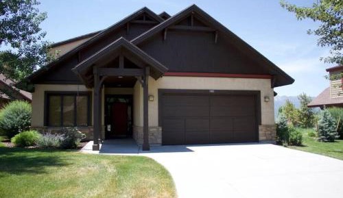 Six-Bedroom House