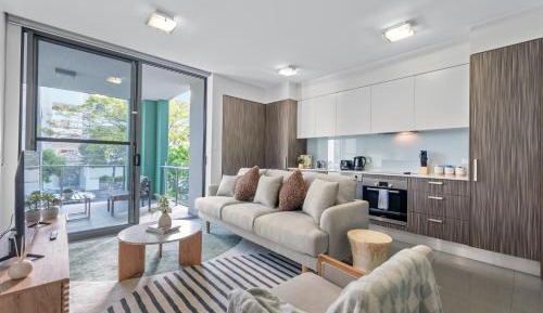 One-Bedroom Apartment with Balcony