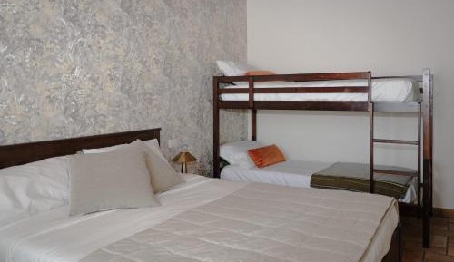 Quadruple Room with Private Bathroom