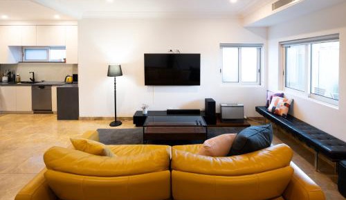 Three-Bedroom Holiday Home 