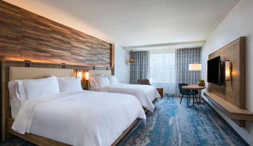 Deluxe Queen Room with Two Queen Beds