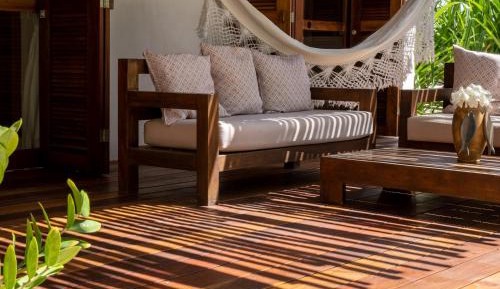 Family Room with Garden View