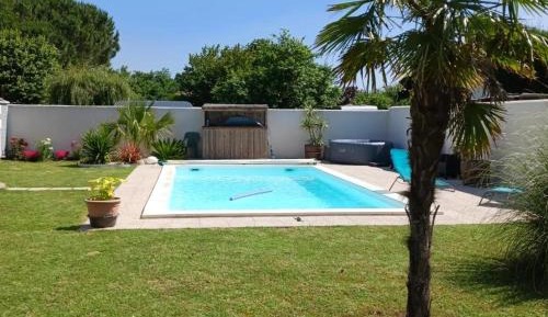 Double Room with Pool View