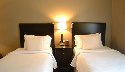 Classic Twin Room City View