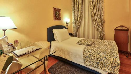 Classic Single Room