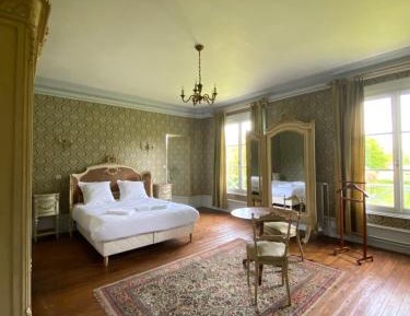 Double Room with Private Bathroom