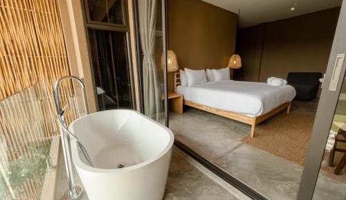 Deluxe Quadruple Room